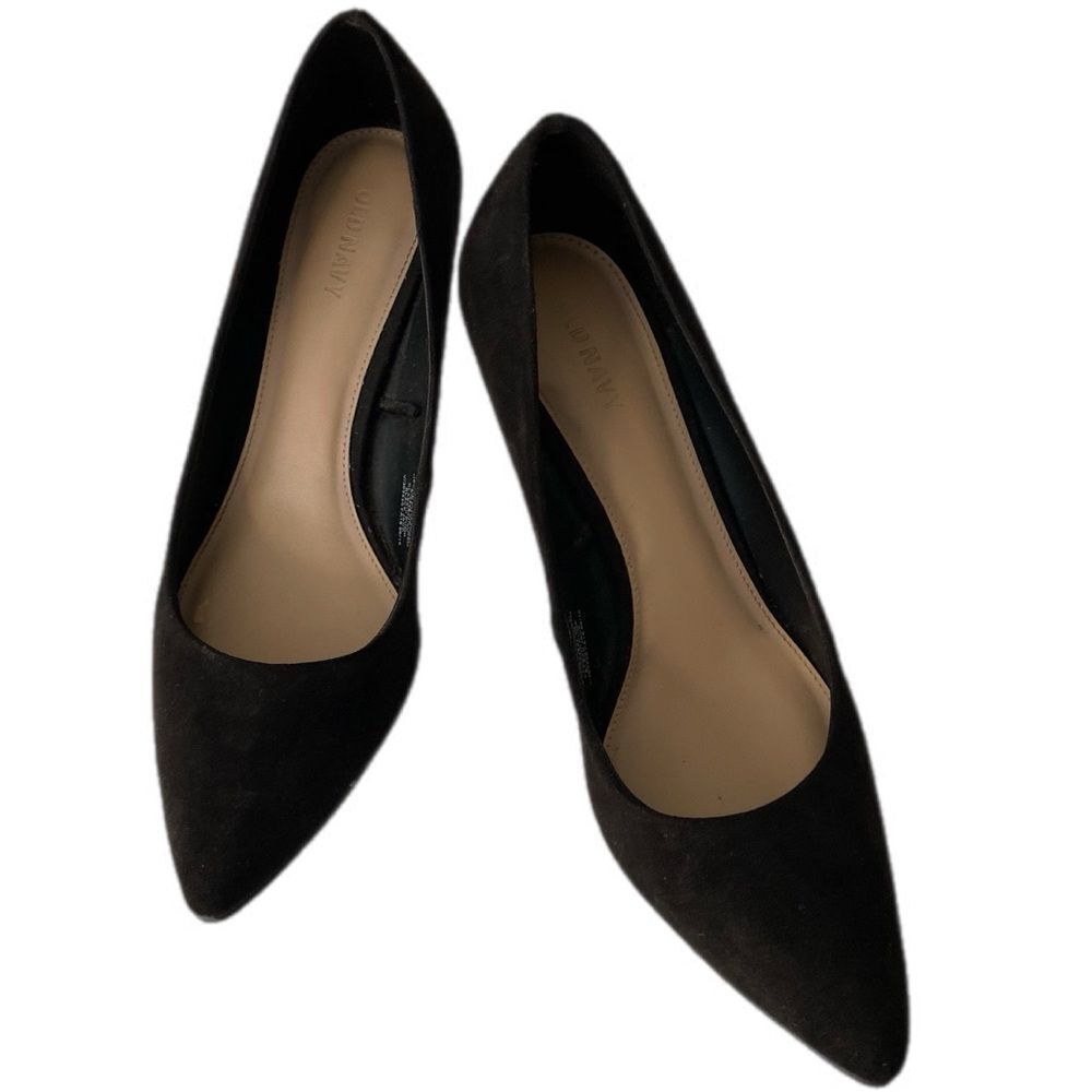 Old Navy Elegant Black Suede Pumps in Size 8